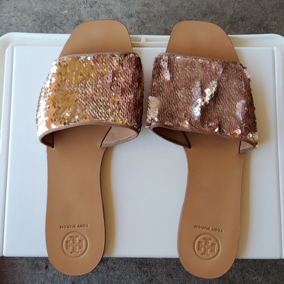 Tory Burch Shoes - 🌻Tory Burch Rose Gold Sequin Sandals Size 10 9